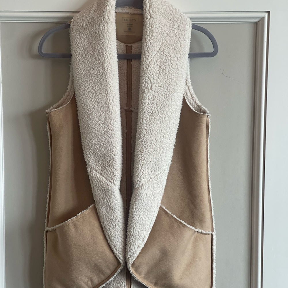 Athleta Shearling Vest in Tan and Cream